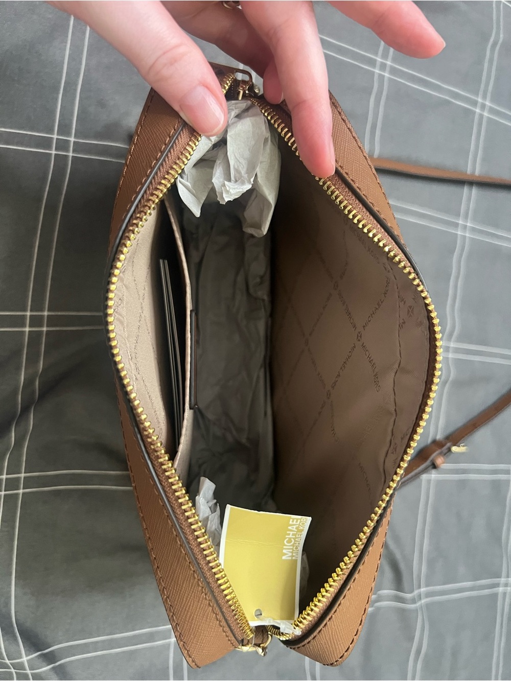Michael Kors Signature MK Crossbody in Vanilla and Brown - Picture 3 of 3